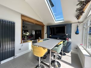 Photo 19- click for photo gallery